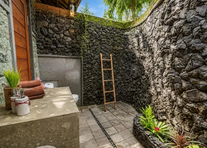 Jero Sebali By Travellink Bali ヴィラ *